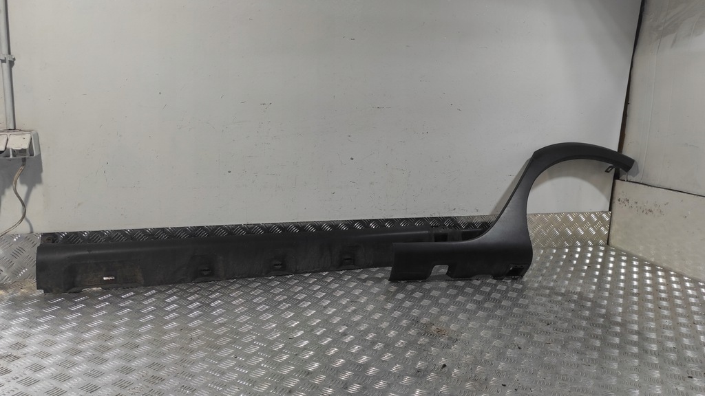 фото №1, Молдинг накладка защита порог lewego kpl. dacia sandero ii 12- poznań