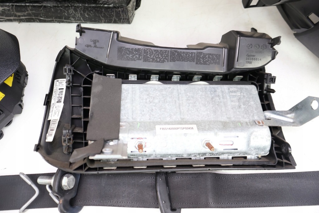 Alfa romeo mito панель приладів приладова набір подушка безпеки 1560884630 Київ