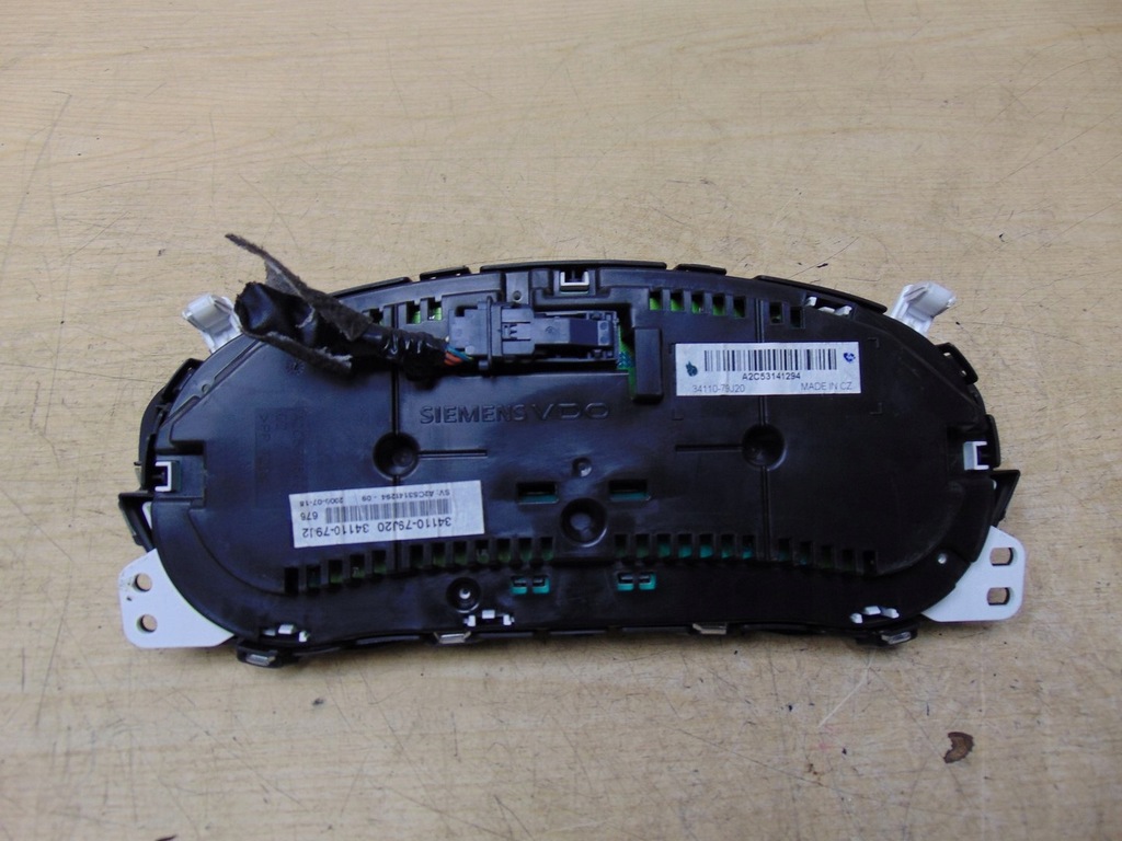 фото №10, Счетчик приборная панель suzuki sx4 1.6 16v 34110-79j20