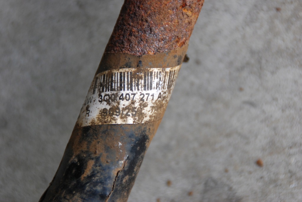 фото №3, Passat b8 приводной вал левая автоматическая коробка передач 3q0407271ac