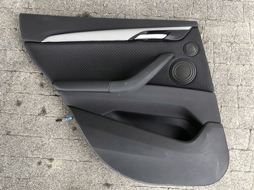 фото №1, Обивка дверь bmw x1 f48