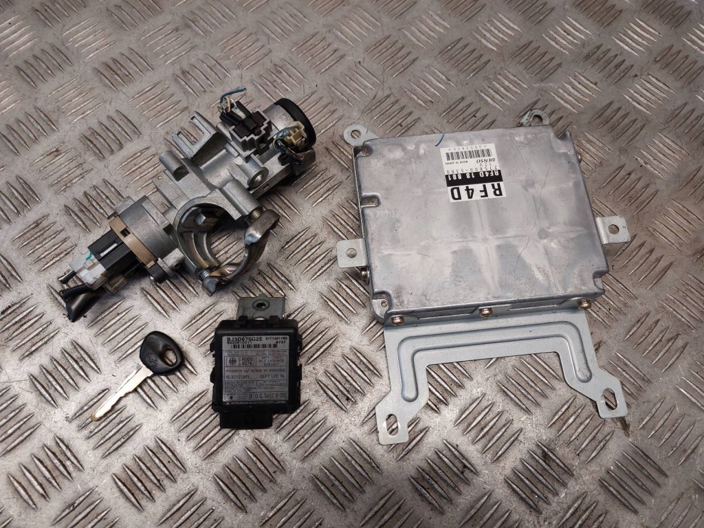 фото №1, Набор стартовый mazda 323f bj 2.0 td 275800-5380