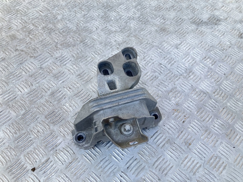 фото №1, Кронштейн двигателя кронштейн mercedes gla x156 156 1.6 cgi