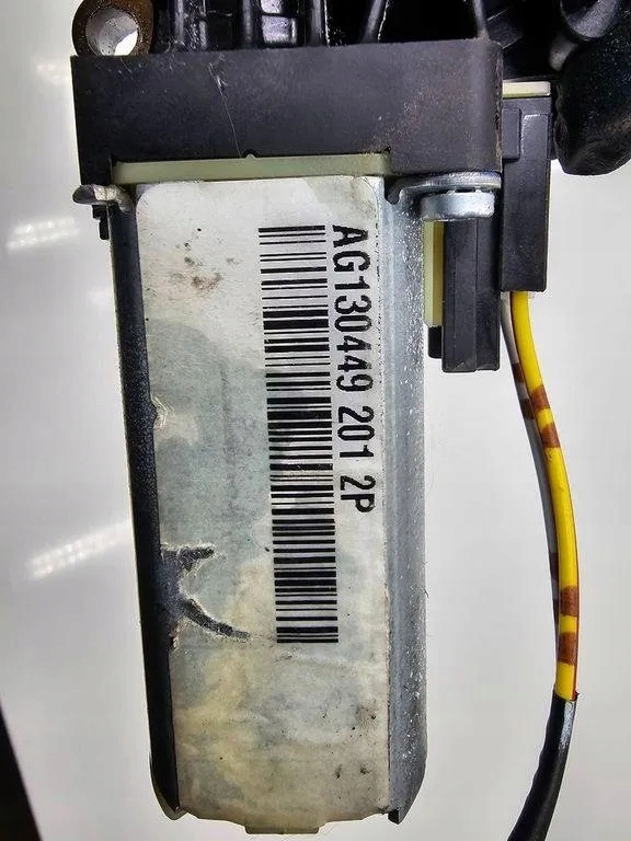 Моторчик передній правого сидіння tesla ag1304492012p electric 2016 Зі Шроту