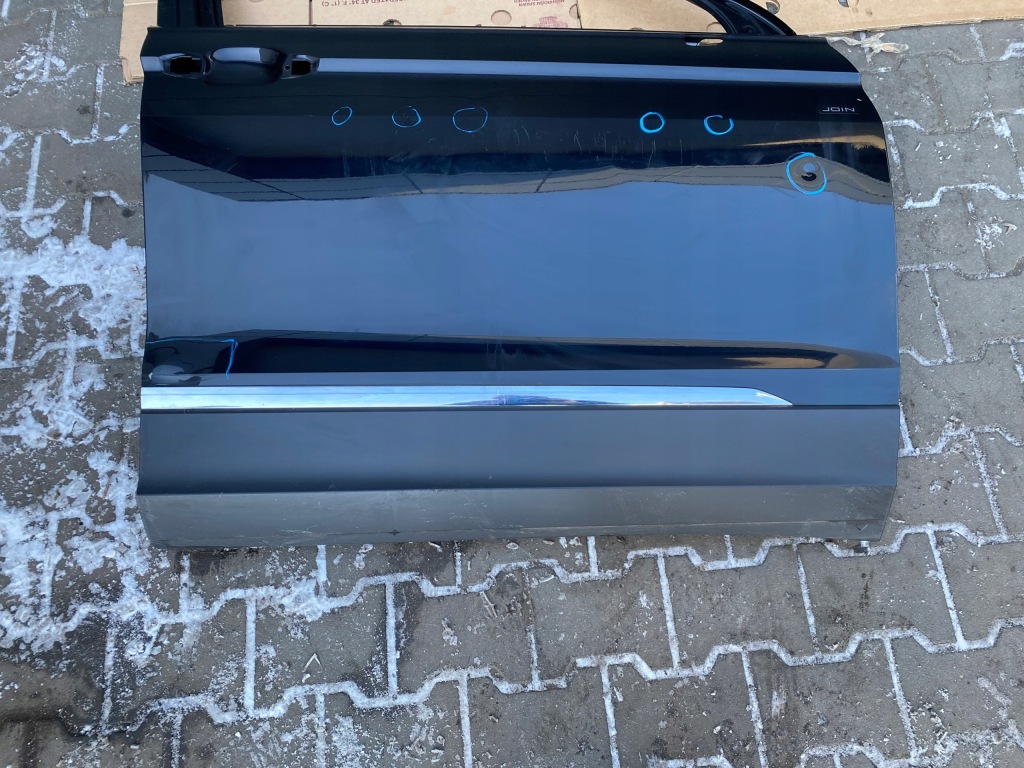 Vw tiguan ii дверь правое 15-23 5na831312 чёрные Киев