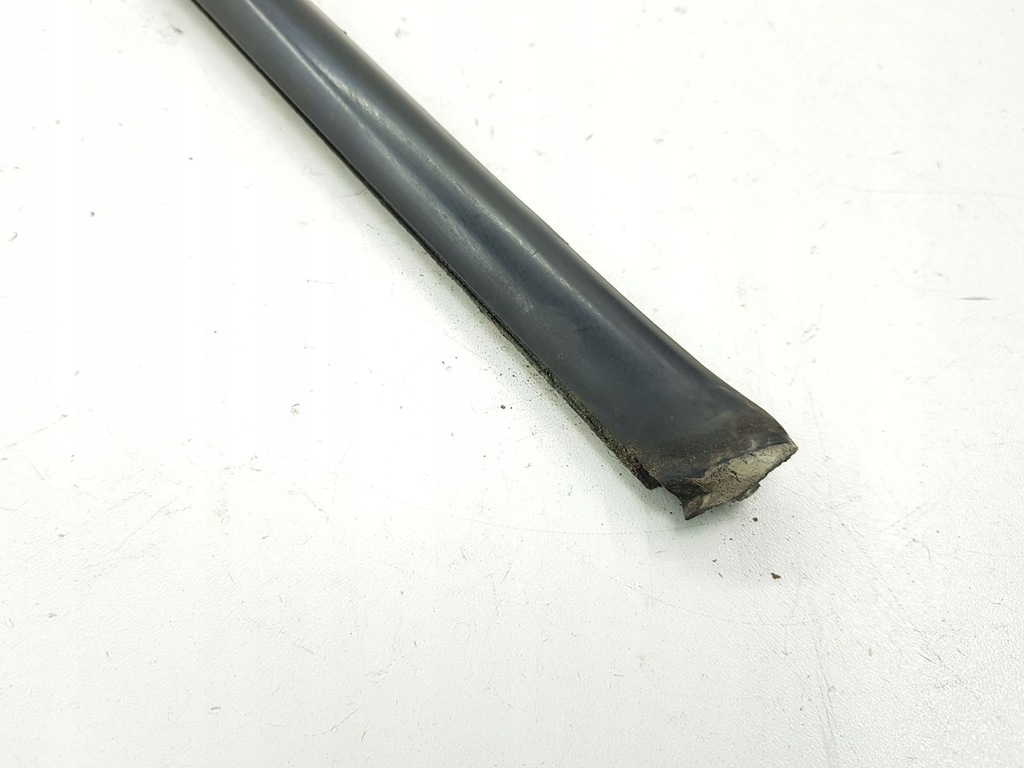 фото №6, Chrysler pt cruiser 2002 ліва сторона молдинг прокладка скло двері передніх