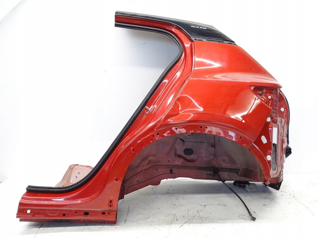 фото №1, Четверть крыло левый задняя левая задняя volvo xc40 ii