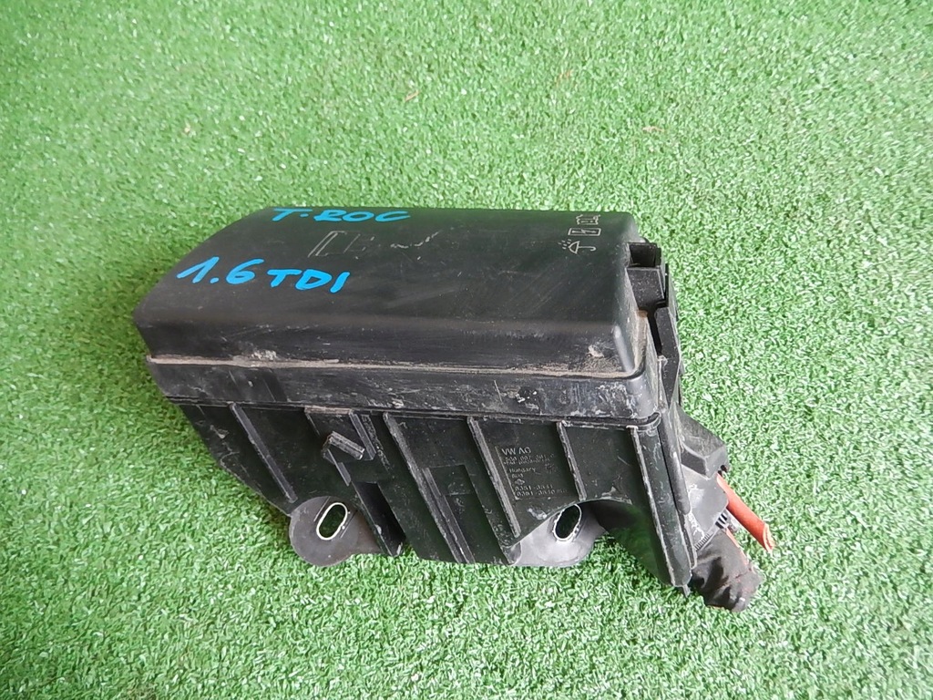 фото №1, Коробка предохранителей vw t-roc 1.6 tdi