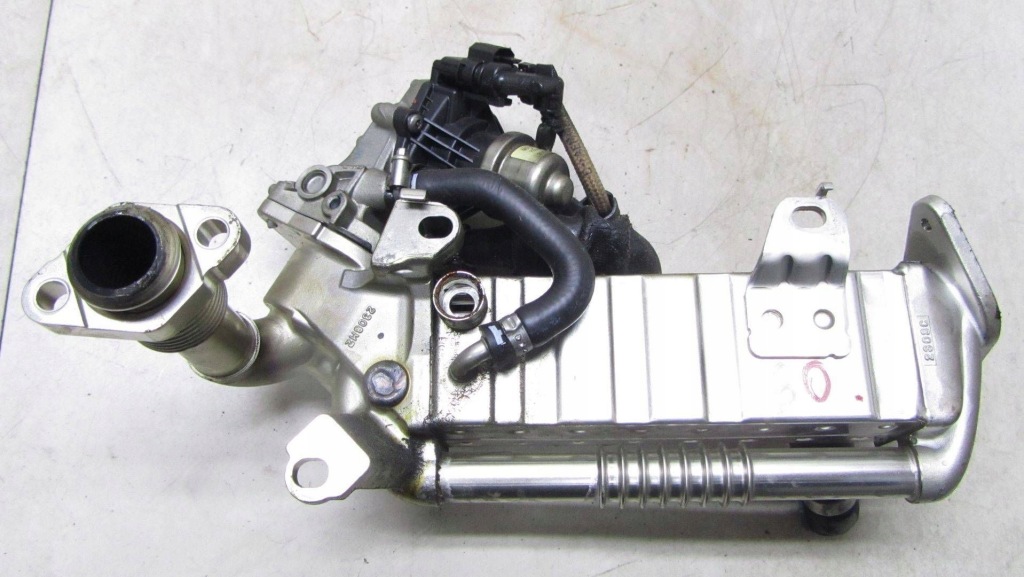 Купить Bmw x1 f48 2.0d клапан egr радиатор 9885599 14-