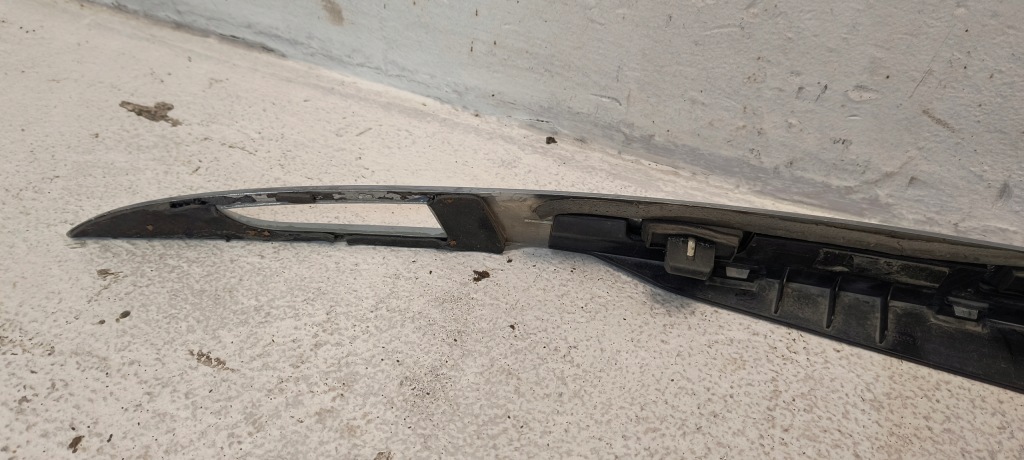 Молдинг накладка накладка кришки задня tesla model s Київ