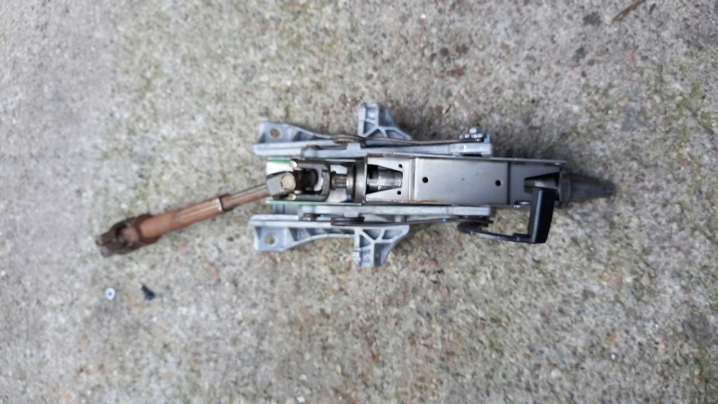 фото №1, Колонка кермова volvo c30 08r