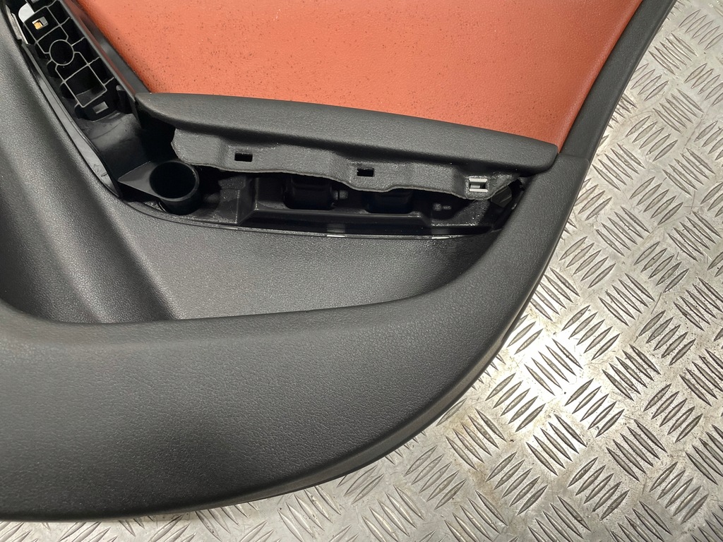 фото №6, Обшивка дверь правый задняя audi a4 b8 кожа