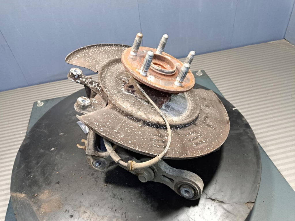 Tesla model s поворотний кулак ліва задня ступиця Ціна