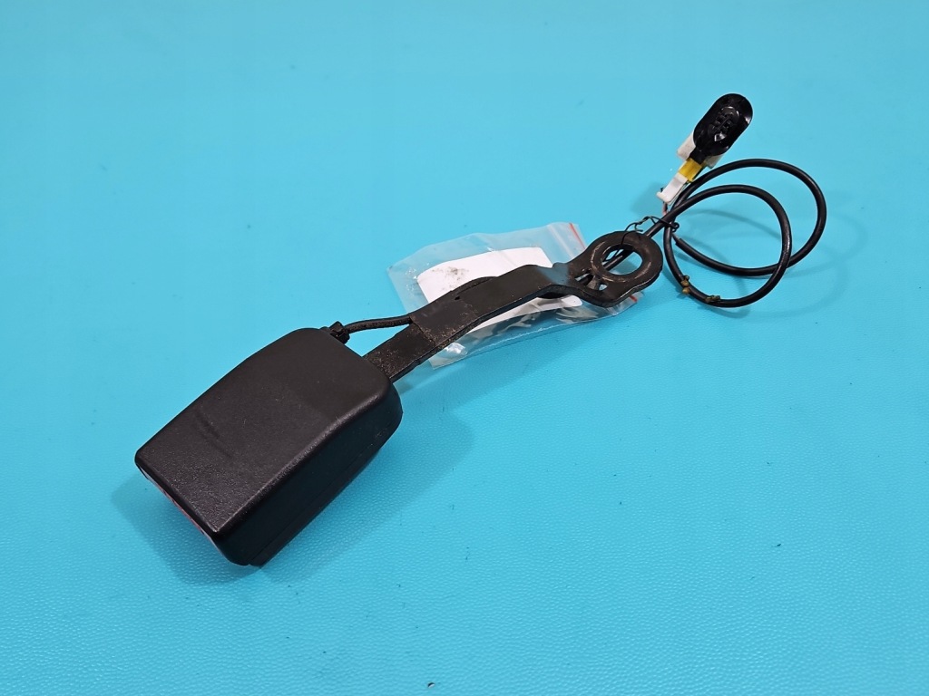 фото №1, Замок поперечина клипса левый перед toyota proace i 2013-2016 eu