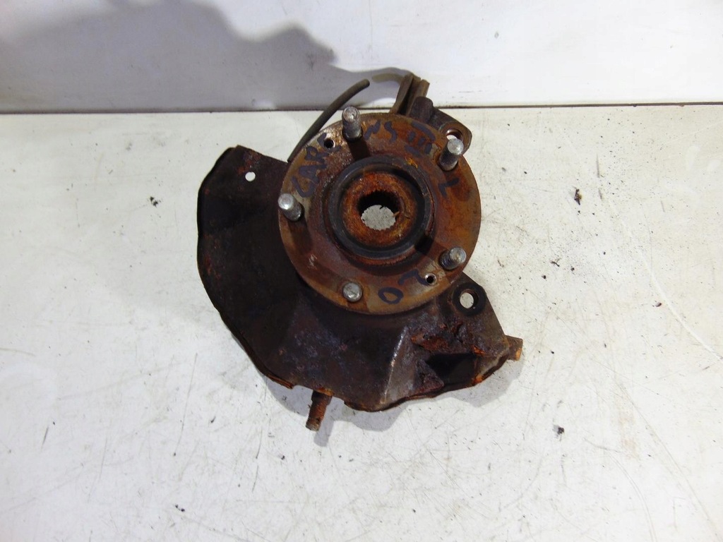 фото №1, Поворотний кулак лівий перед kia carens iii 2.0 crdi