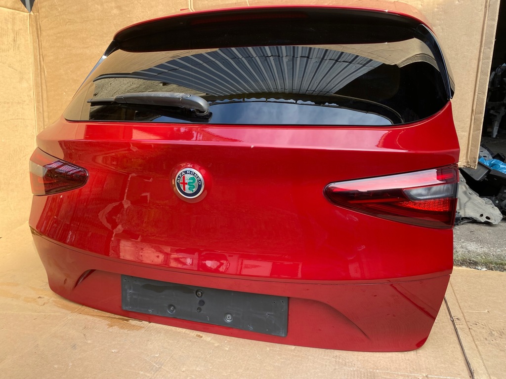 фото №1, Alfa romeo stelvio крышка багажника задняя комплектная