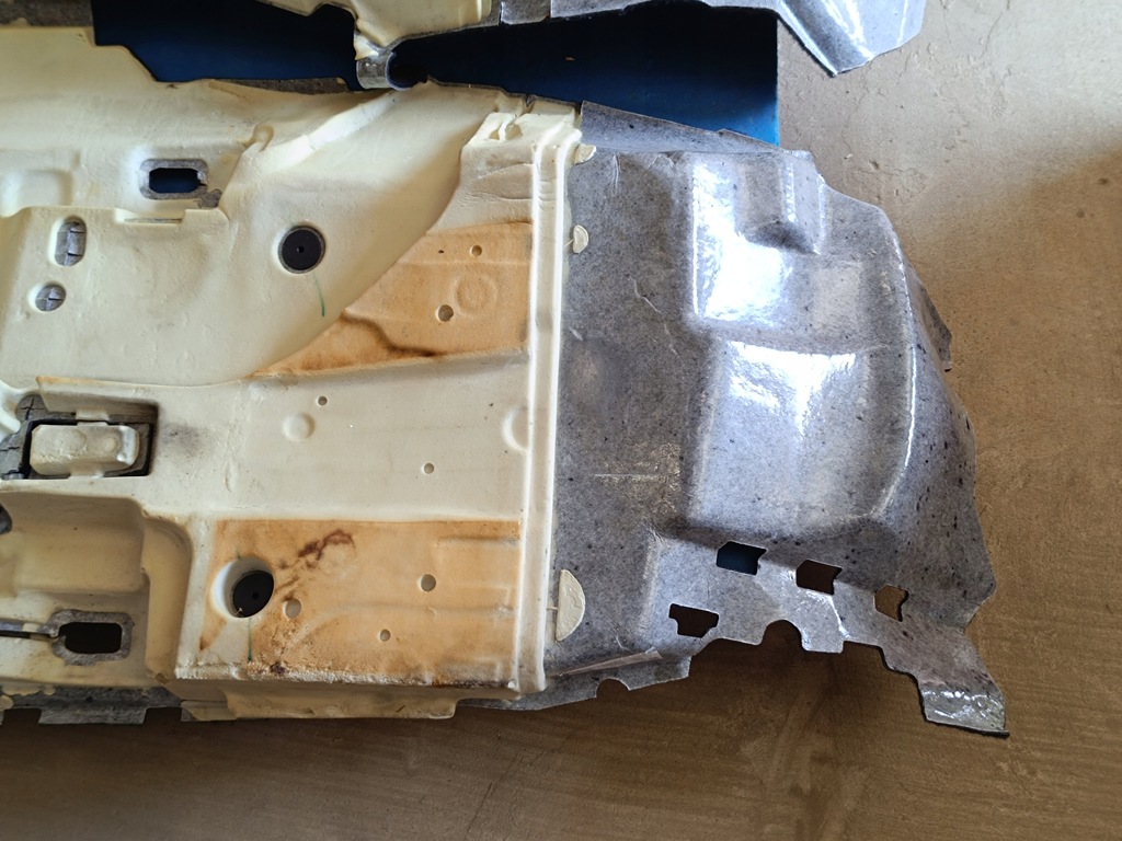 фото №10, Skoda octavia iv combi 1,5 tsi 110kw 2021r обшивка пол 5e4863021g