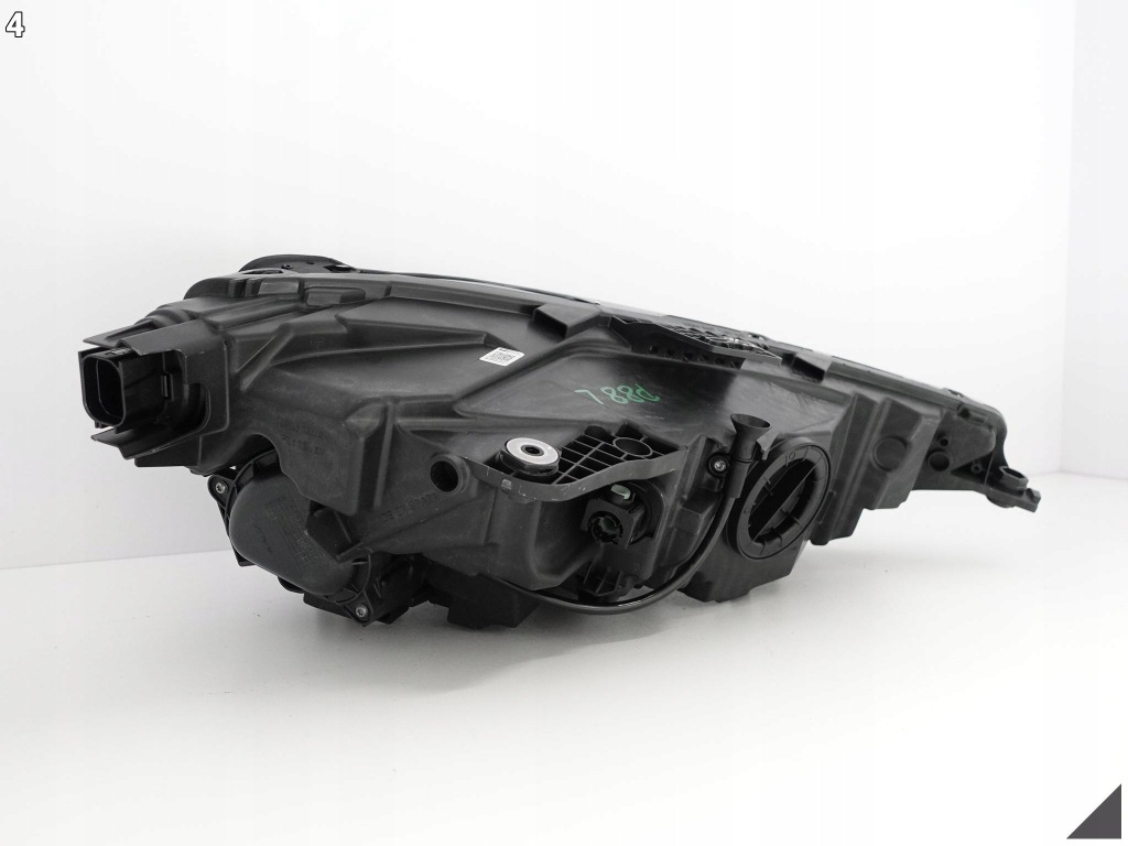 фото №5, Audi a3 s3 8y0 20- лампа basis full led nowa eu