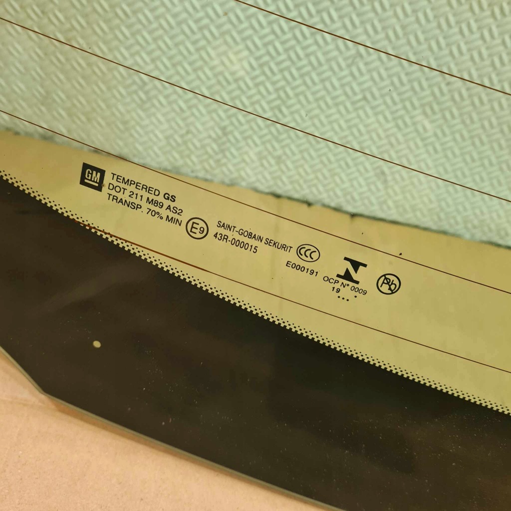 фото №3, Opel crossland x стекло задняя крышки задняя 19