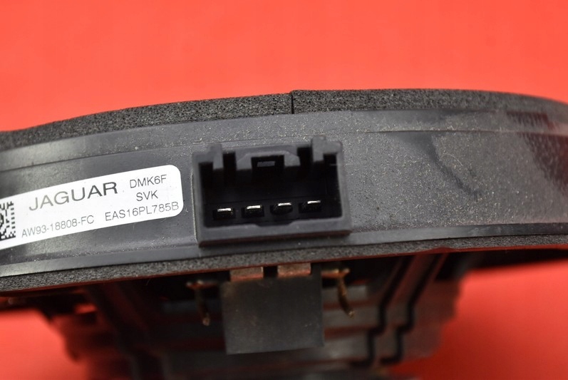 Динамик правый задняя aw93-18808-fc jaguar xf x250 lift 11-15 Недорого