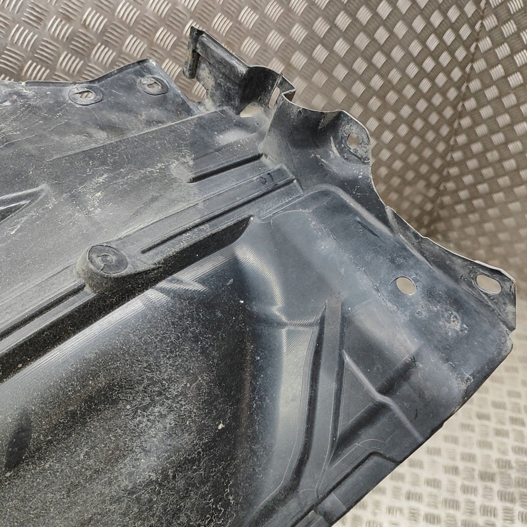 фото №6, Nissan leaf ii ze1 2018 правая сторона подкрылок передние