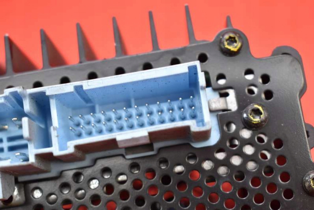 Підсилювач аудіо a1638201889 mercedes ml w163 97-01 Доставка