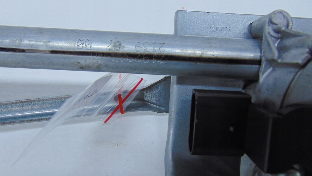 фото №6, Bmw e87 механизм дворник перед 7192963 + моторчик europa