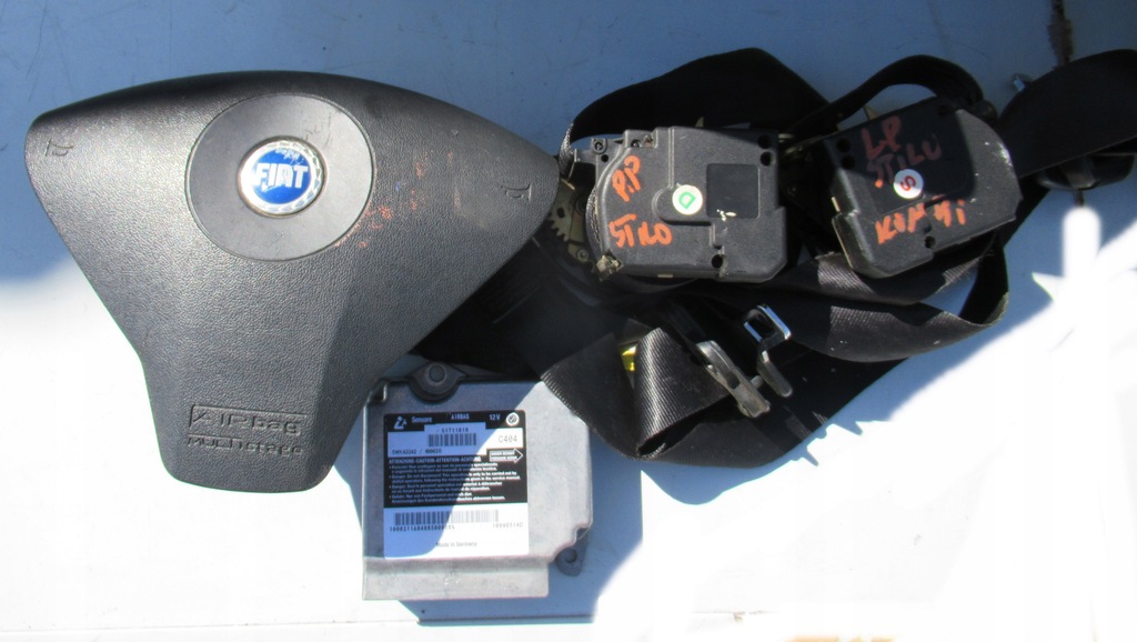 фото №8, Stilo панель приладів консоль ремені подушка водія датчик