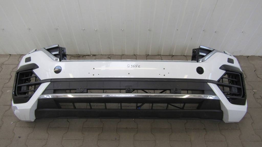 Купити Бампер передні  vw touareg 3 3 r-line 760 18-