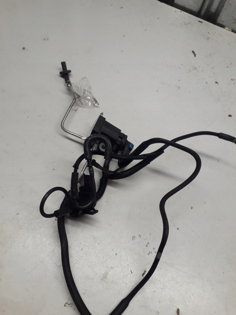 фото №1, Peugeot 2.0 ehdi клапан вакууму