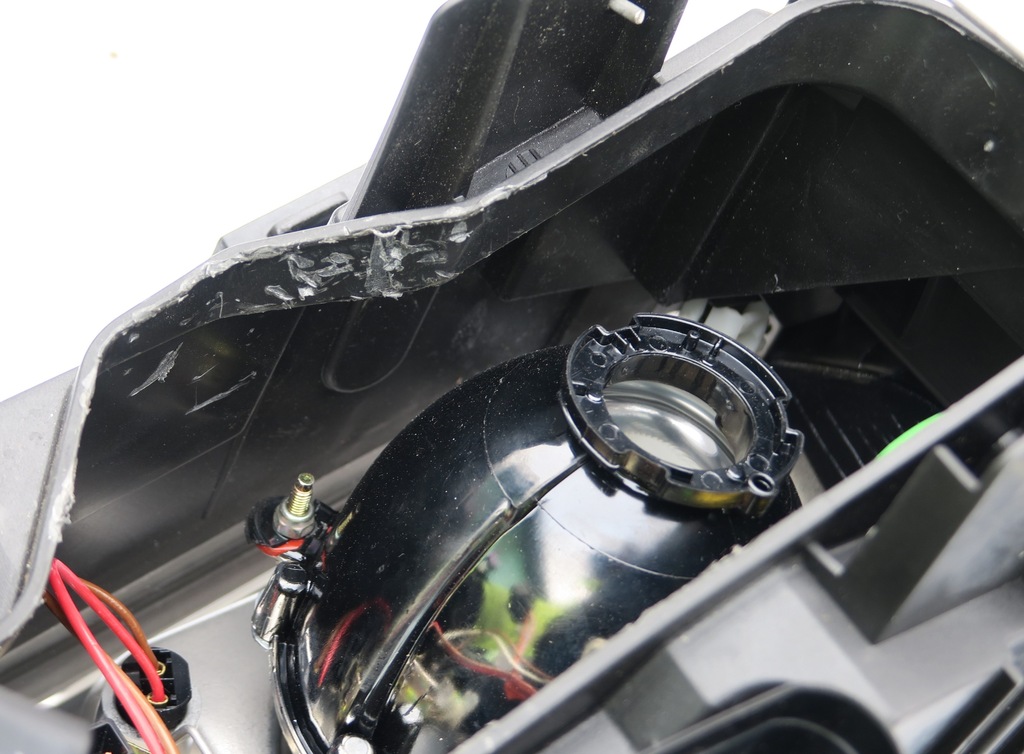 фото №15, Nowa лампа r ксенон hella audi a6 c5 przedlift