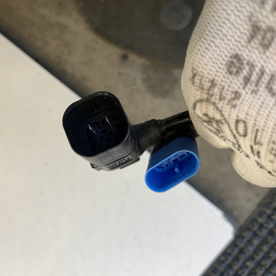 Поворотный кулак правая задний  комплект подвеска амортизатор mercedes gla w156 16r с Разборки