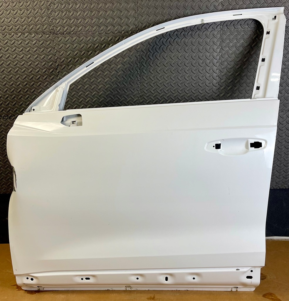 фото №1, Audi q3 83a двері ліва перед оригінал