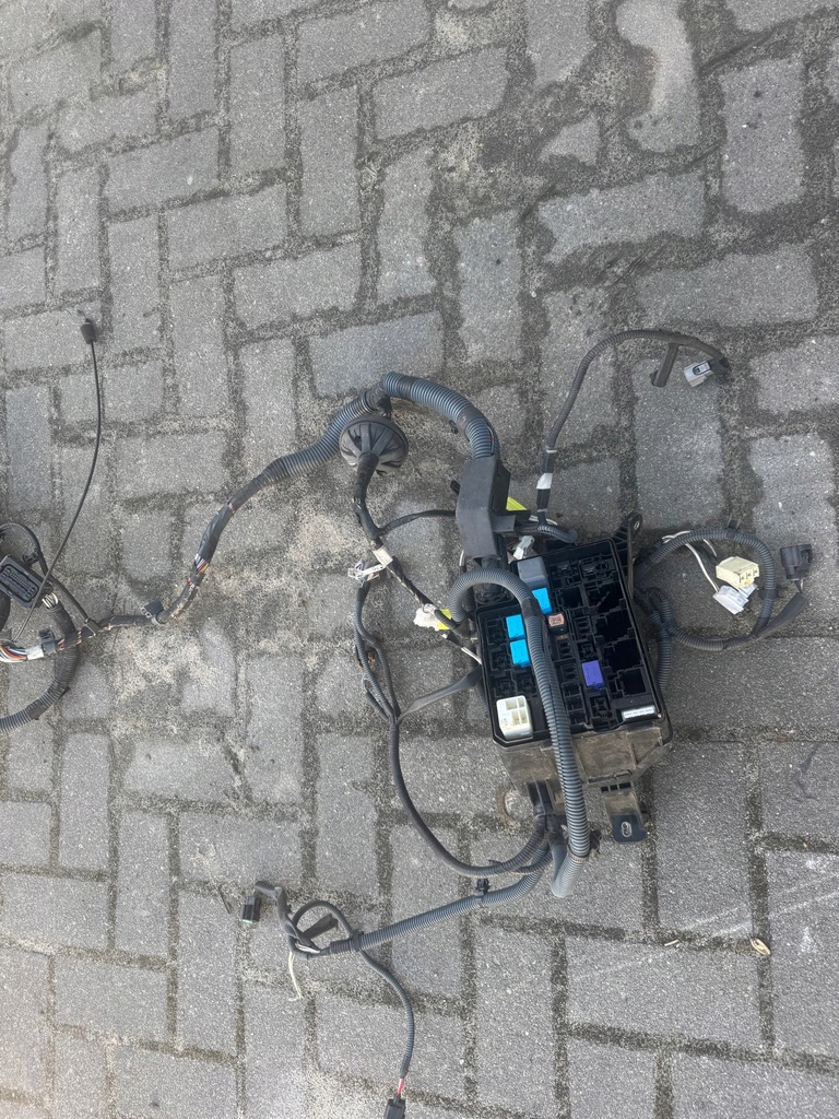 фото №9, Rav4 iv 13- disel электропроводка отсек двигателя