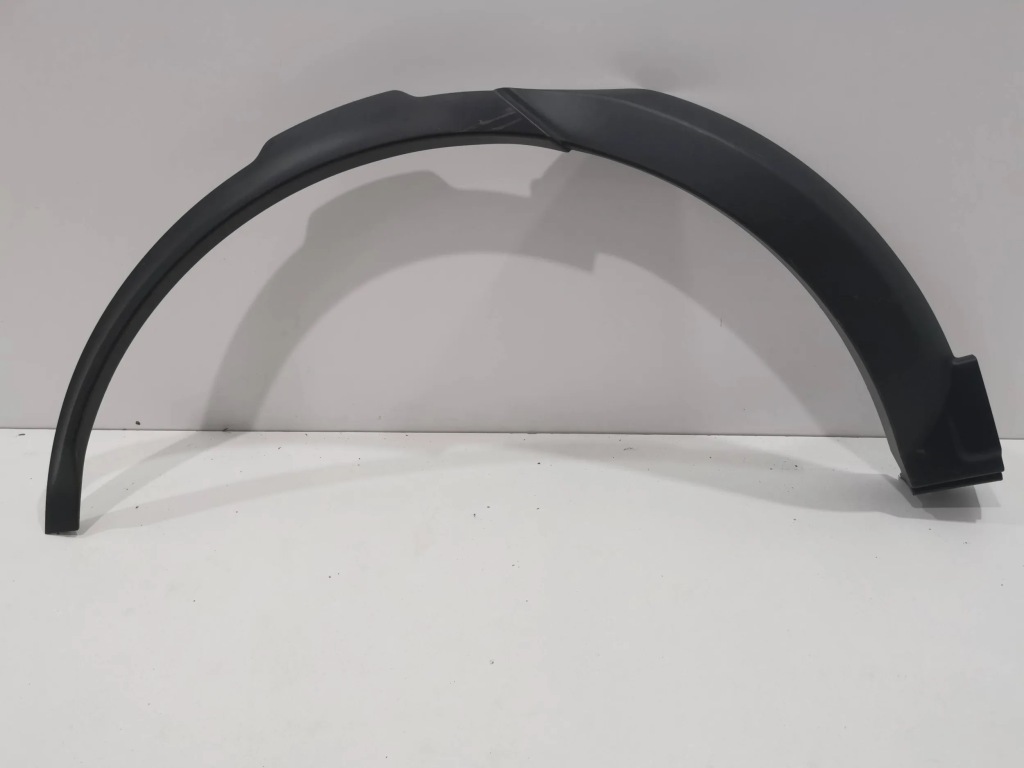 фото №1, Discovery v ліва молдинг крила ідеальний стан