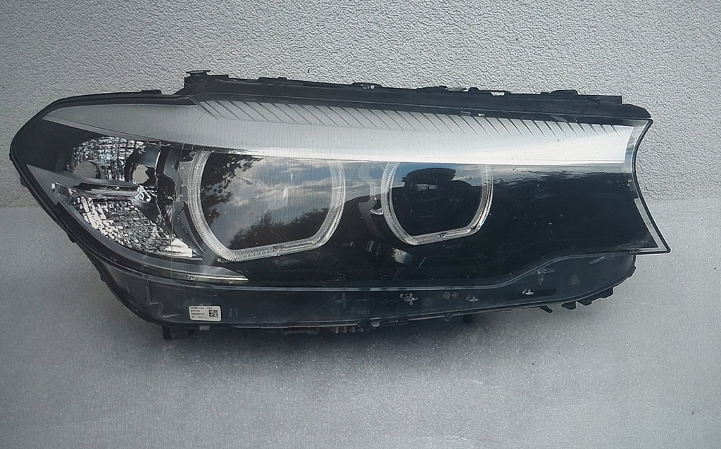 фото №1, Bmw 5 g30 g31 лампа права full led