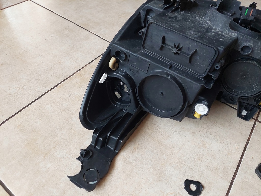 фото №10, Лампа - правый перед - full led - opel grandland x