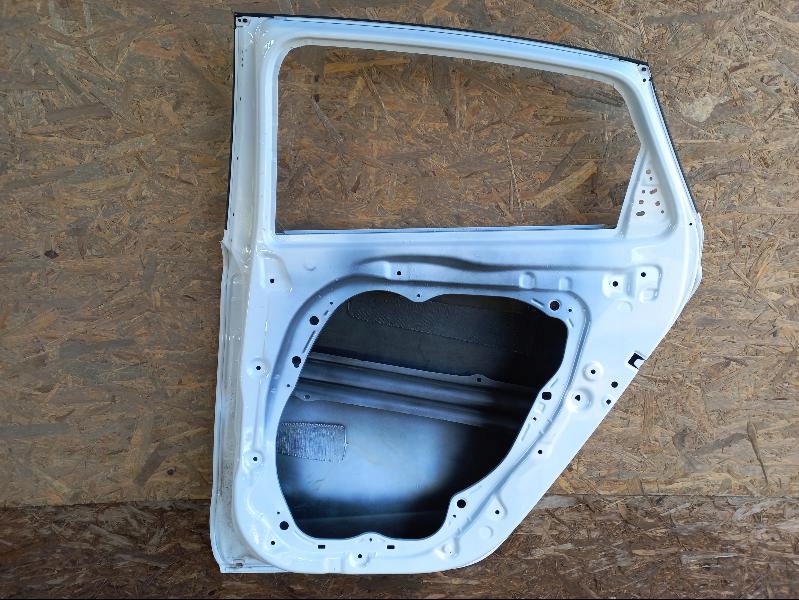 фото №11, Hyundai i30 iii 17- fastback двері задні задня праве