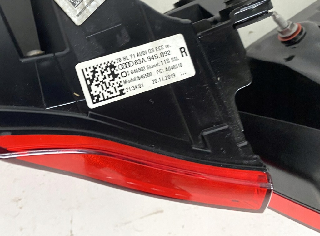 Купити Audi q3 83a 2018- фари задні задні фара задні matrix європа