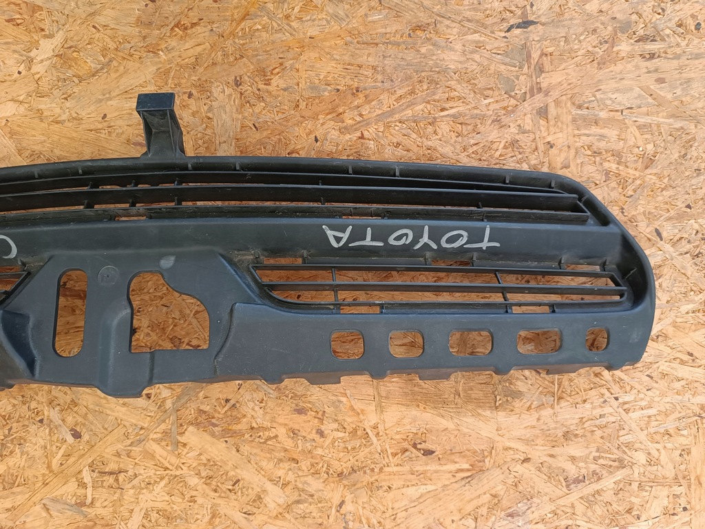 фото №11, Решётка радиатора решётка радиатора бампера toyota corolla e12 53111-02330 оригинал