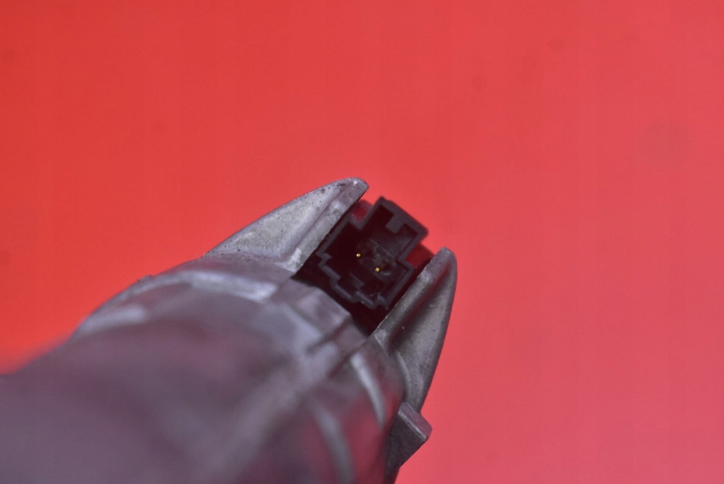 фото №10, Замок зажигания ключ 4b0905851c seat fabia 2 ii 1.2 12v 70 km 5d hb 07-10