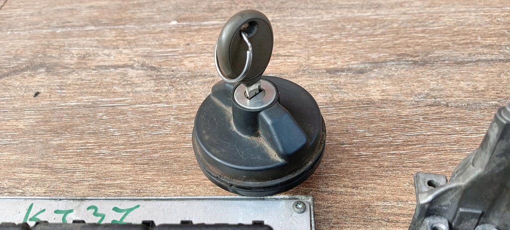 фото №8, Jeep cherokee liberty kj 01-05r 3.7 бортовой компьютер двигателя набор