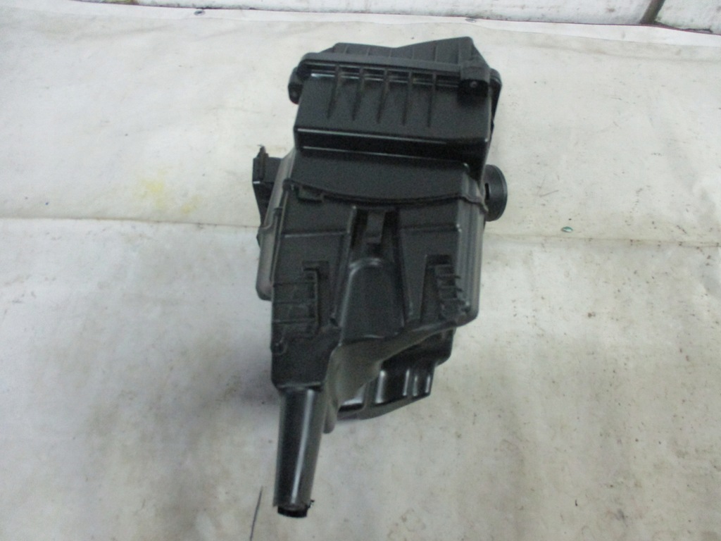 фото №5, Корпус фільтр повітря peugeot 308 ii 2 13r-