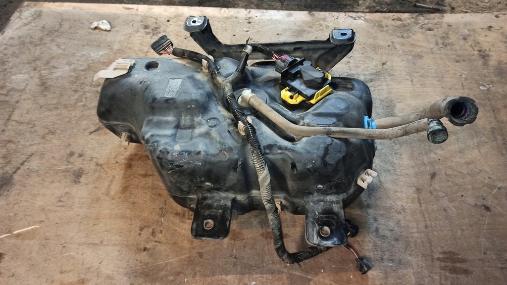 фото №1, Бак adblue 2.0 tdci transit custom 16-20