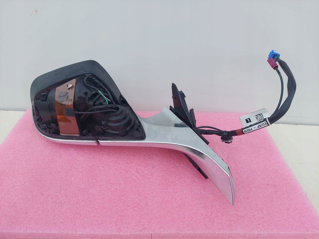 фото №1, Tesla model 3 зеркало правое 11 pin вкладыш