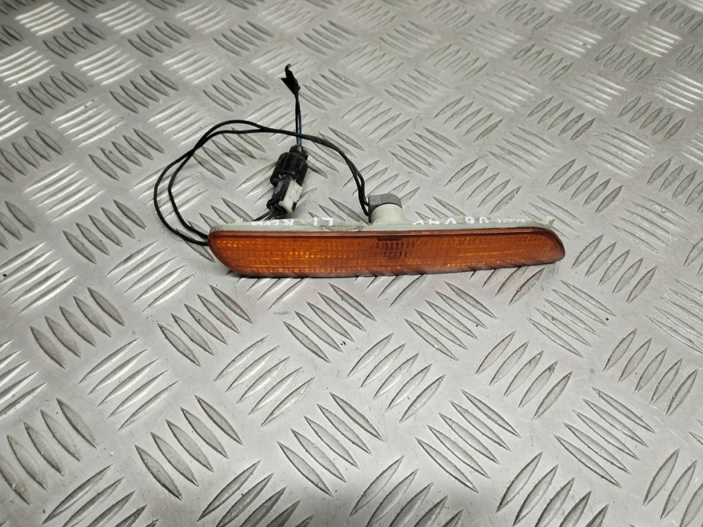 фото №1, Поворотник лівий задня volvo v40 30888128