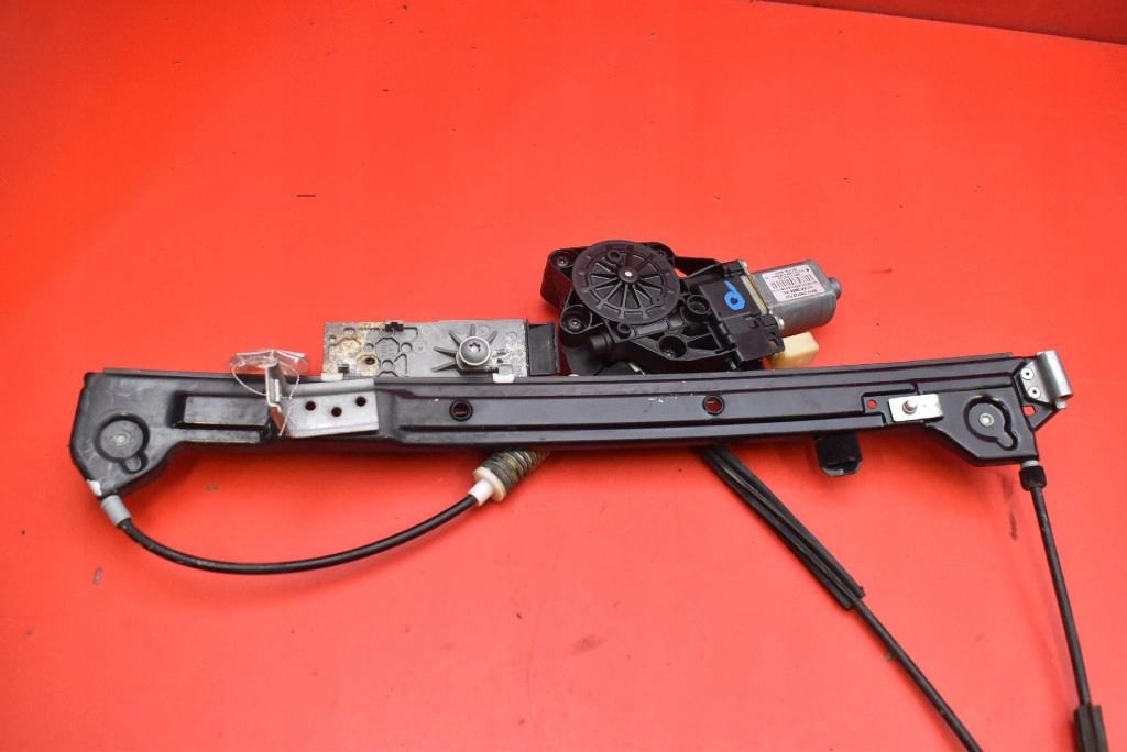 Підйомник скло правий перед eu 2753722 mini cooper r56 06-10 Недорого