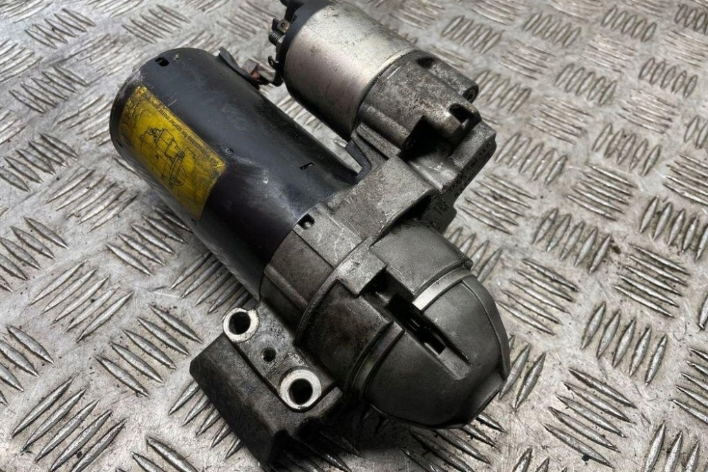 Стартер bmw 5 e60 7801203 2.0l дизель 2007 Недорого