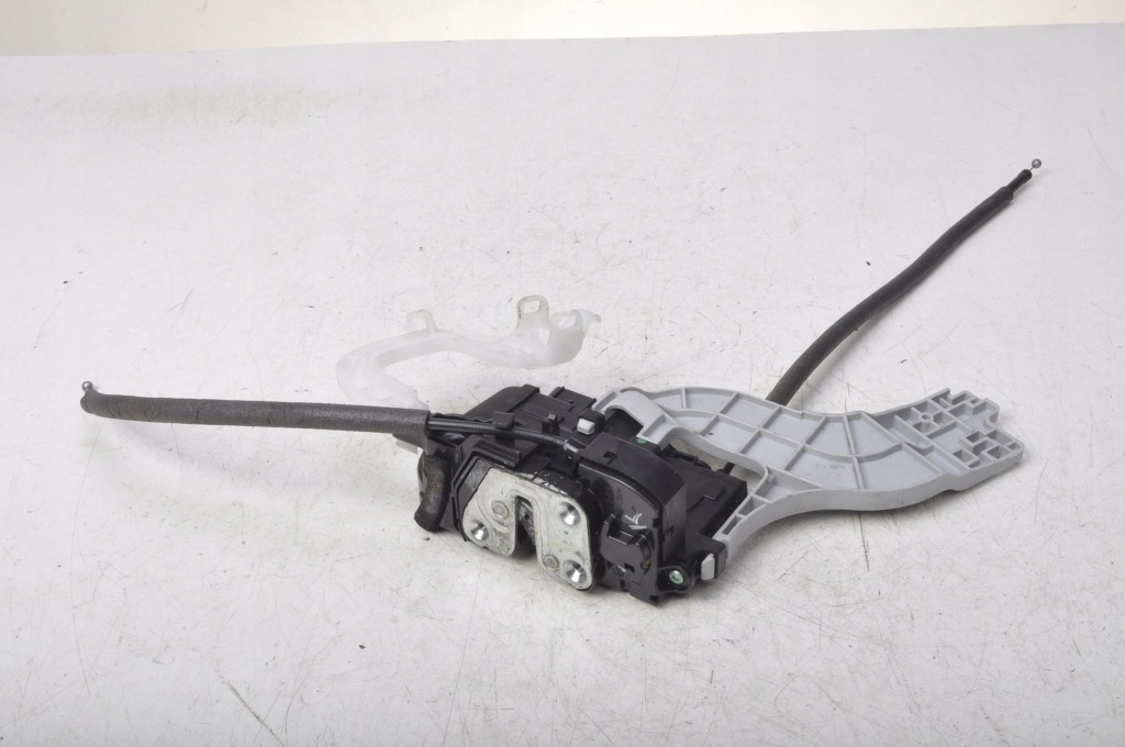 фото №1, Sportage iii замок дверь правый задняя 81420-3u010