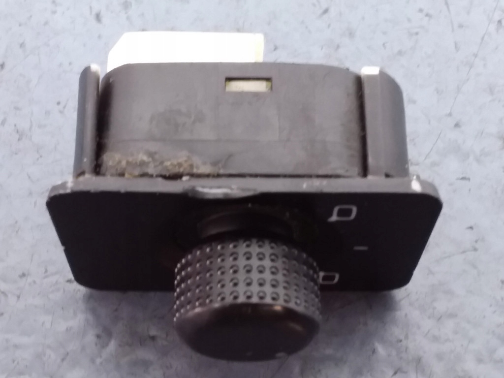 фото №6, Audi a6 c5 переключатель зеркал 4b0959551a